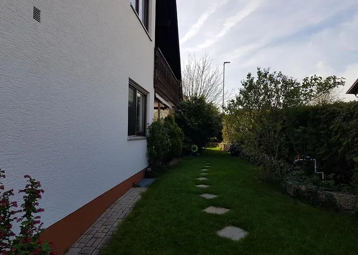 Beautiful 3 110 M2, Kostenloser Parkplatz, Grosser Balkon アパート Heßdorf
