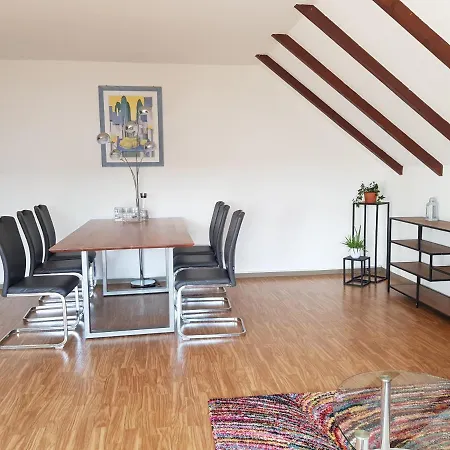 Beautiful 3 110 M2, Kostenloser Parkplatz, Grosser Balkon