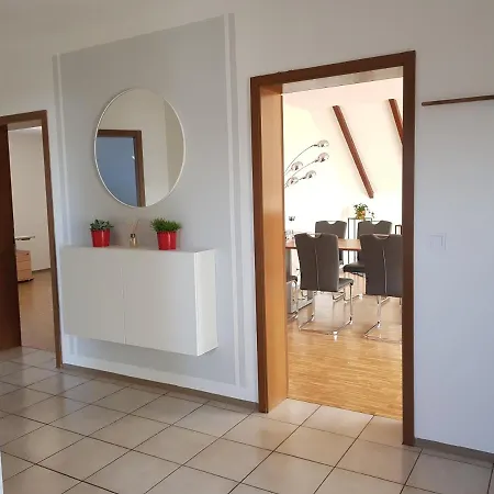Beautiful 3 110 M2, Kostenloser Parkplatz, Grosser Balkon *