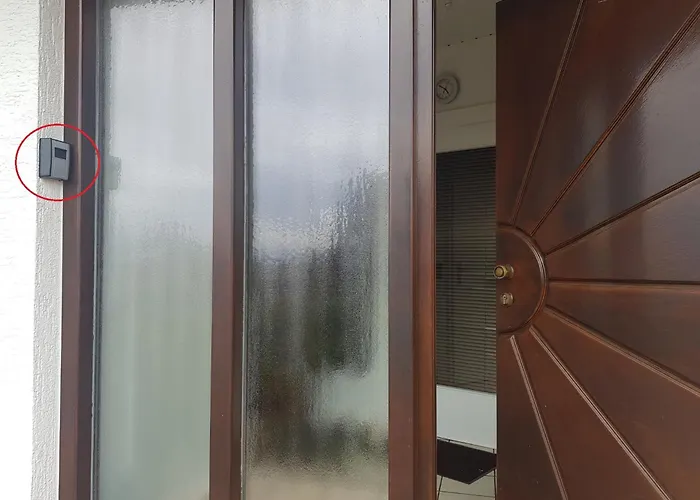 Beautiful 3 110 M2, Kostenloser Parkplatz, Großer Balkon Apartment Heßdorf